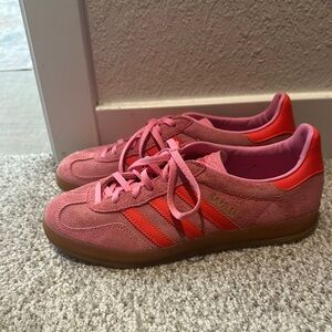 Women’s size 7 Adidas hot pink Gazelle